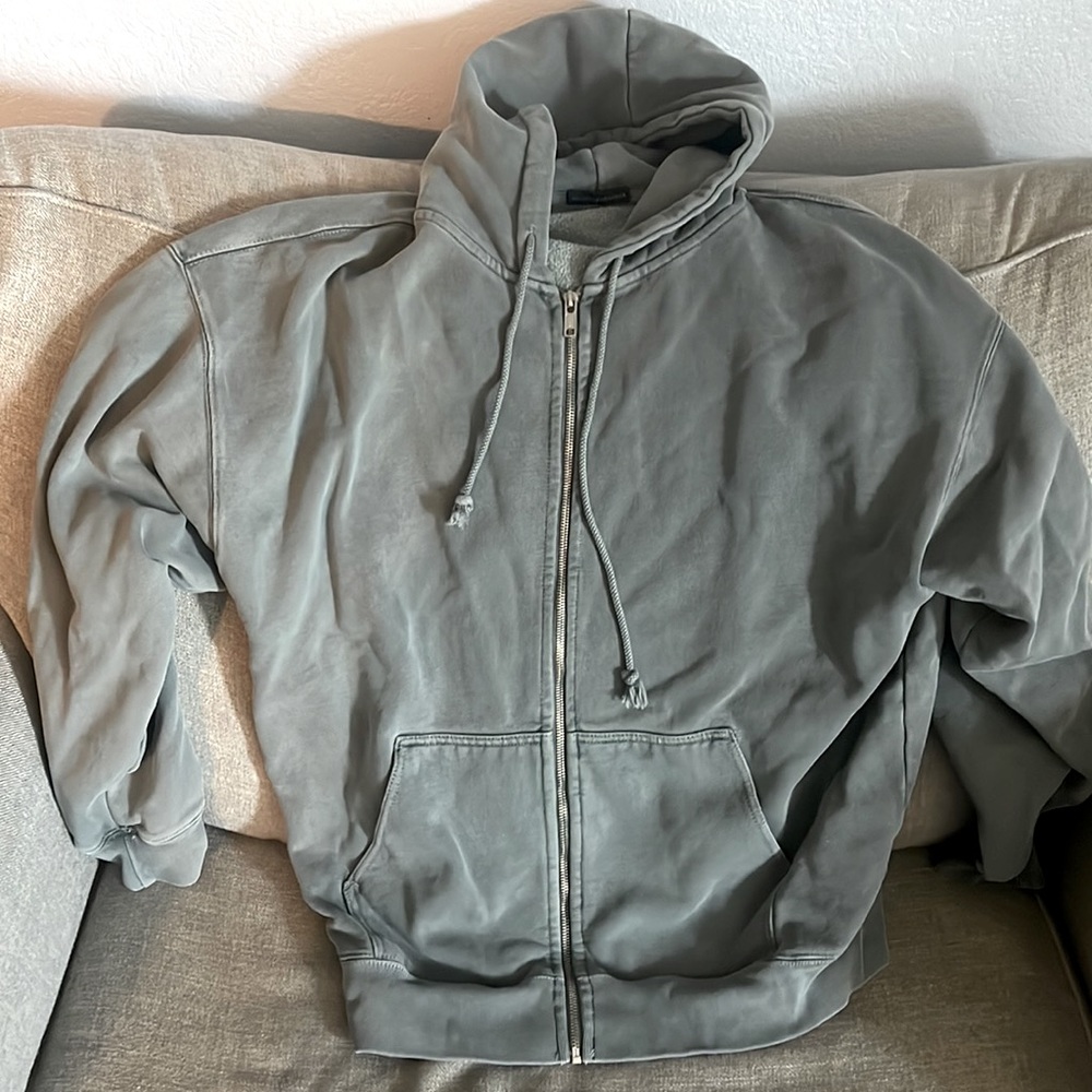 BN Brandy Melville Sage Hoodie!🤍😊